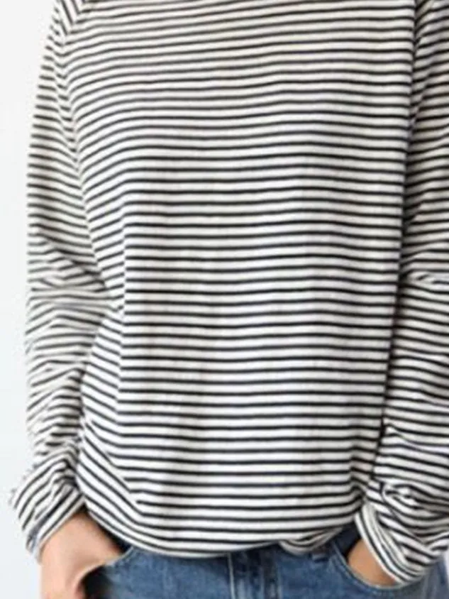 Entspannter und leichter Pullover